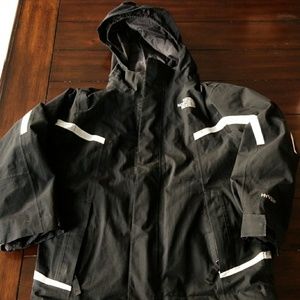 Boys 2 piece winter North Face coat XS size 6
